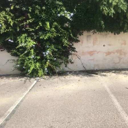 Studio 2 adultes 2 enfants Sanary sur Mer à 800m de la mer Sanary-sur-Mer Exterior foto